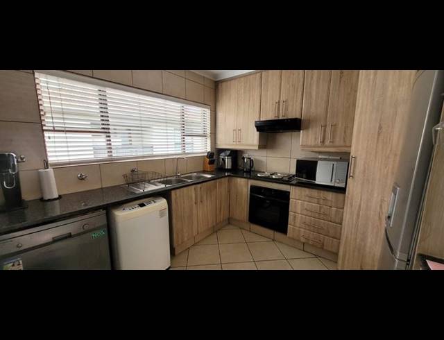 2 BEDROOM TOWNHOUSE FOR SALE IN MEYERSDAL